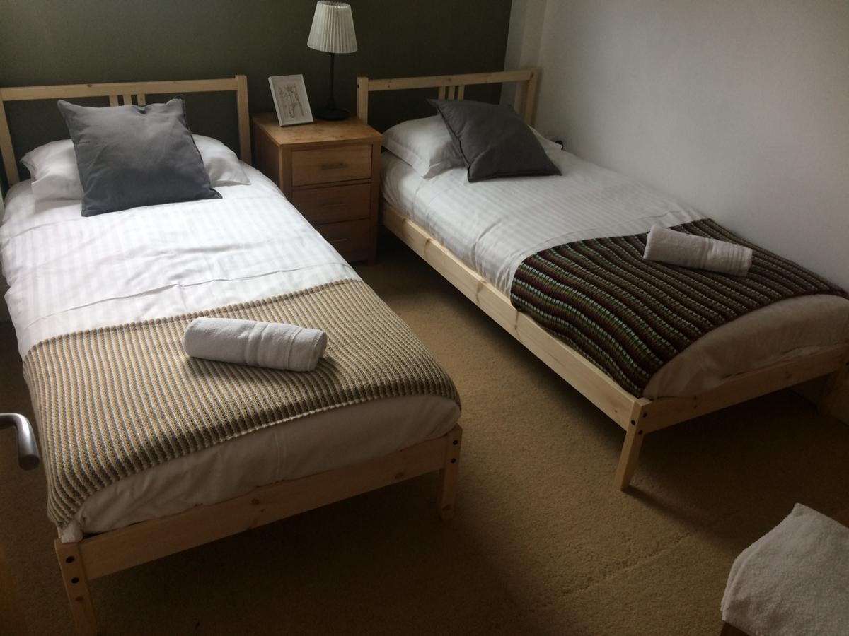 Central Luxury Apartment Cardiff Esterno foto